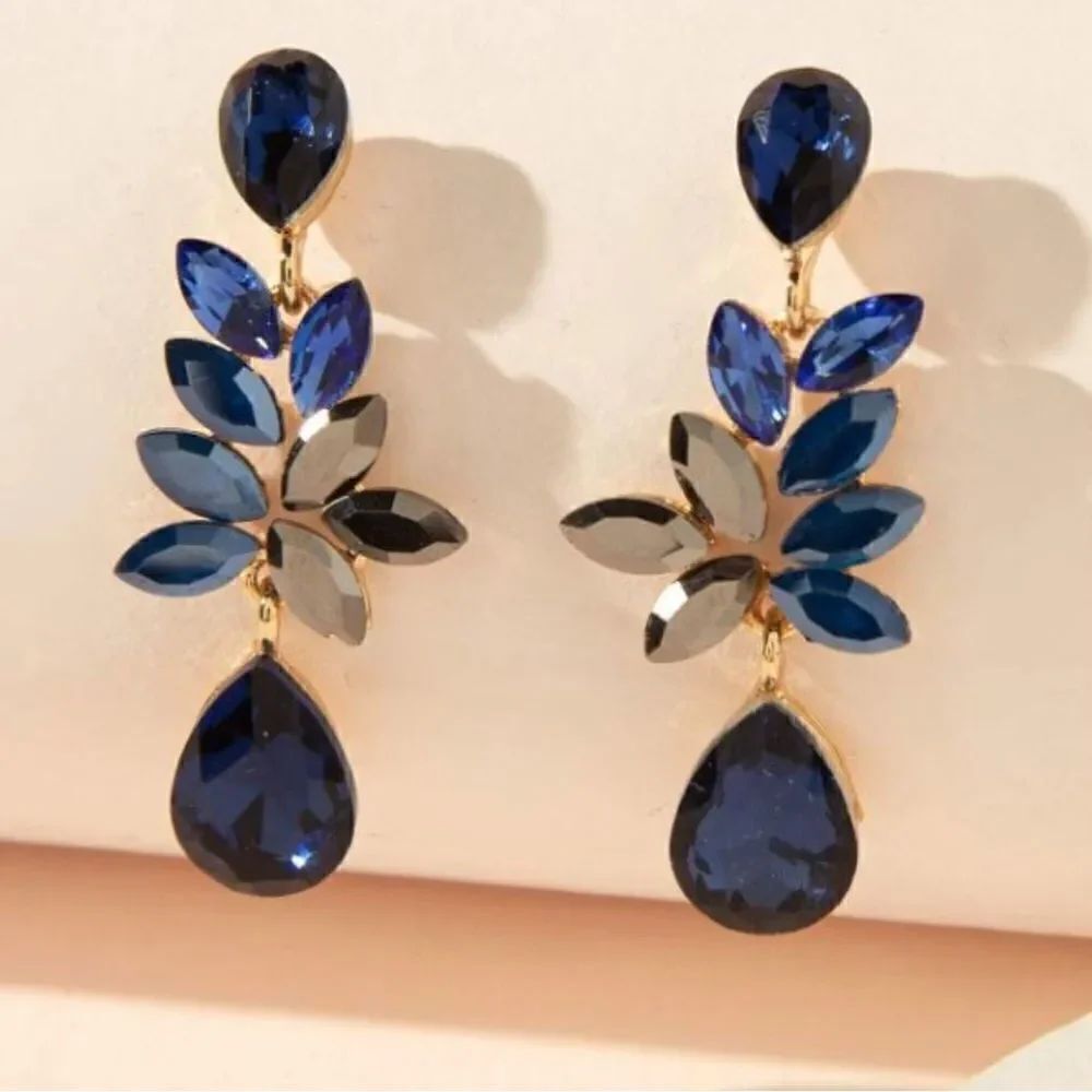 Crystal drop earrings  N321
